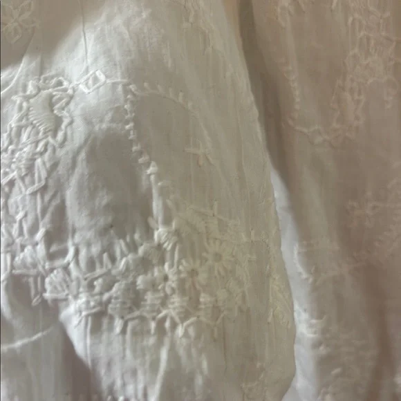 White Textured Button-Up Shirt by Torrid - Picture 4 of 7